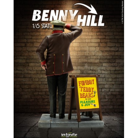 Statue Benny Hill 1/6Statue von Benny Hill 1/6
